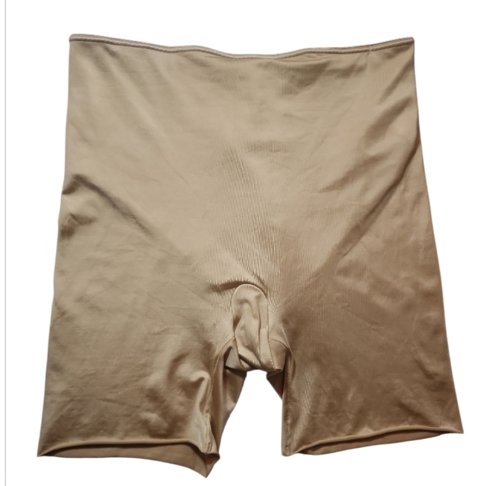 Spanx Simplicity Shapewear Shorts Nude Sz L Lightweight Summer Smoothing Bottoms